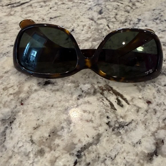 Ray-Ban Jackie Ohh Sunglasses - Picture 11 of 11